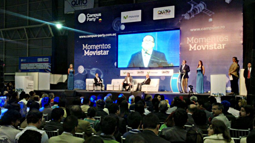 Quito.- Autoridades se dieron cita a la inauguración del Campus Party 2014 / Foto: Alex Godoy