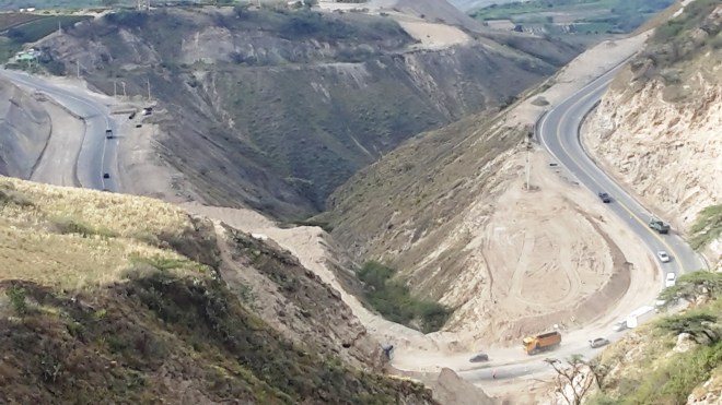 La vía alterna es la  Bolívar-El Ángel-Mira-Mascarilla (52.2 km) para quienes prevén viajar de forma directa en la ruta Ibarra-Tulcán y viceversa. Foto: Cortesía