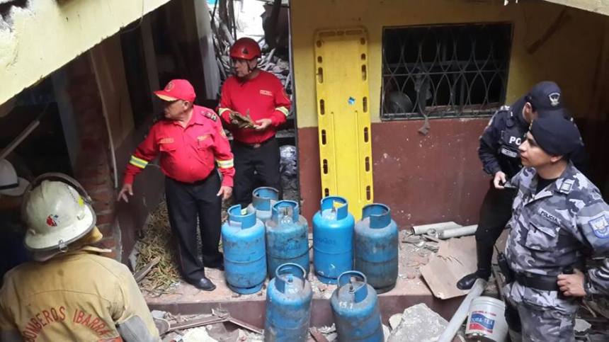 Ibarra.- La vivienda donde ocurrió la deflagración, sufrió graves daños estructurales. | Foto:  Cortesía David Valdivieso CBI 