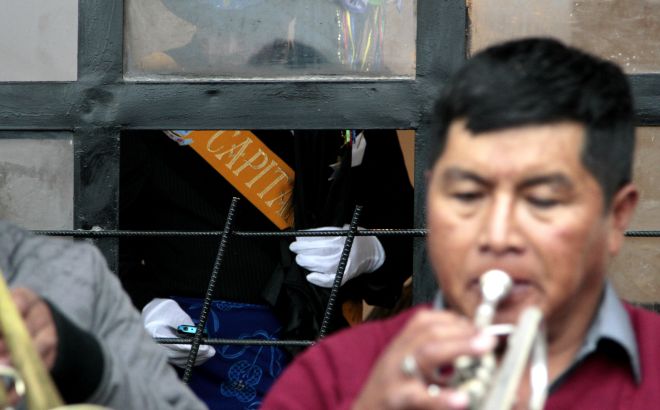Otavalo.- Las comunidades altas y bajas de San Pablo, designan al Capitán de Toros de cada año. |Foto: Alex Godoy/ImbaburaHoy