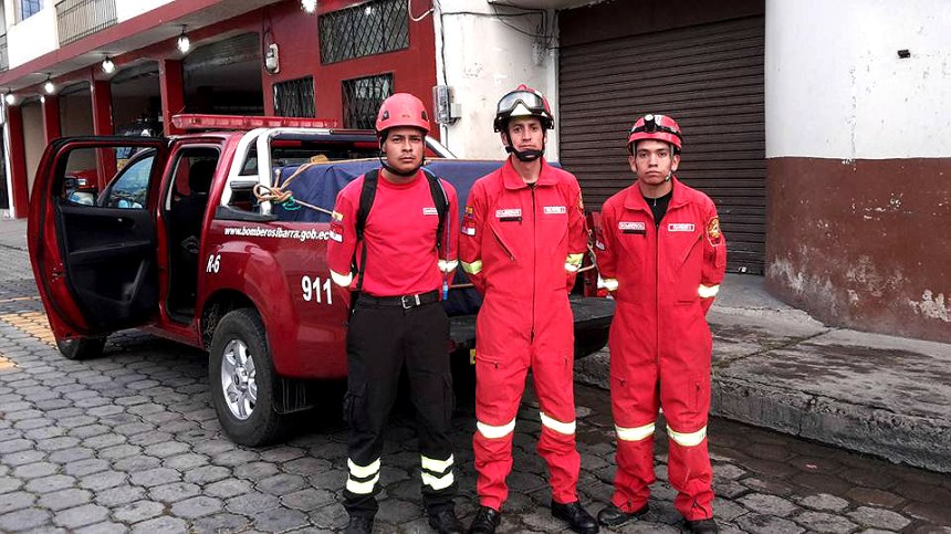 bomberos pedernales